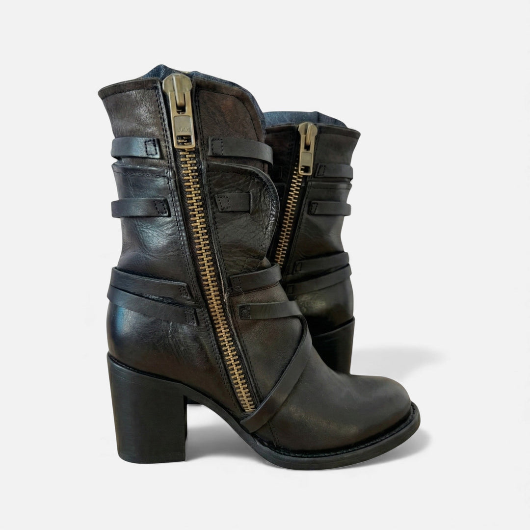 Charles Maison | Women’s Leather High-Knee Boots – Winter Heritage Elegance