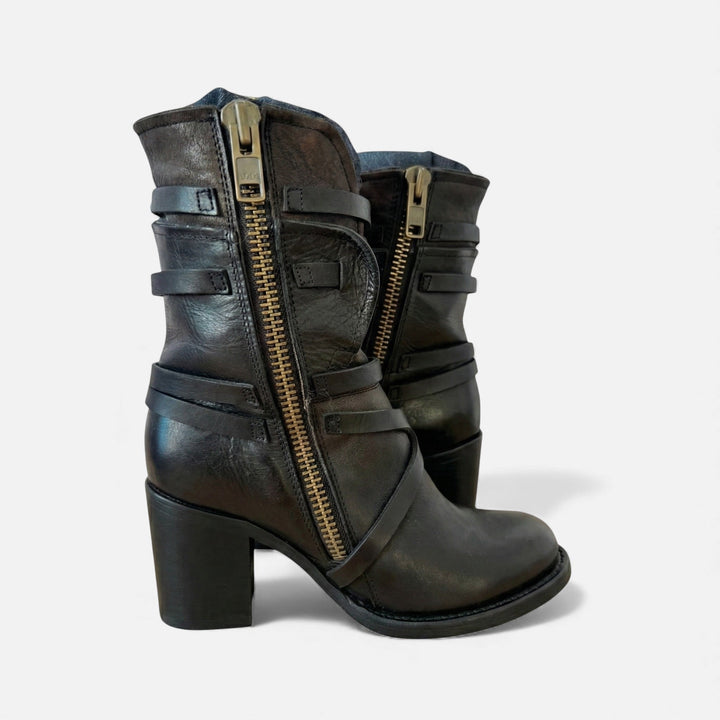 Charles Maison | Women’s Leather High-Knee Boots – Winter Heritage Elegance