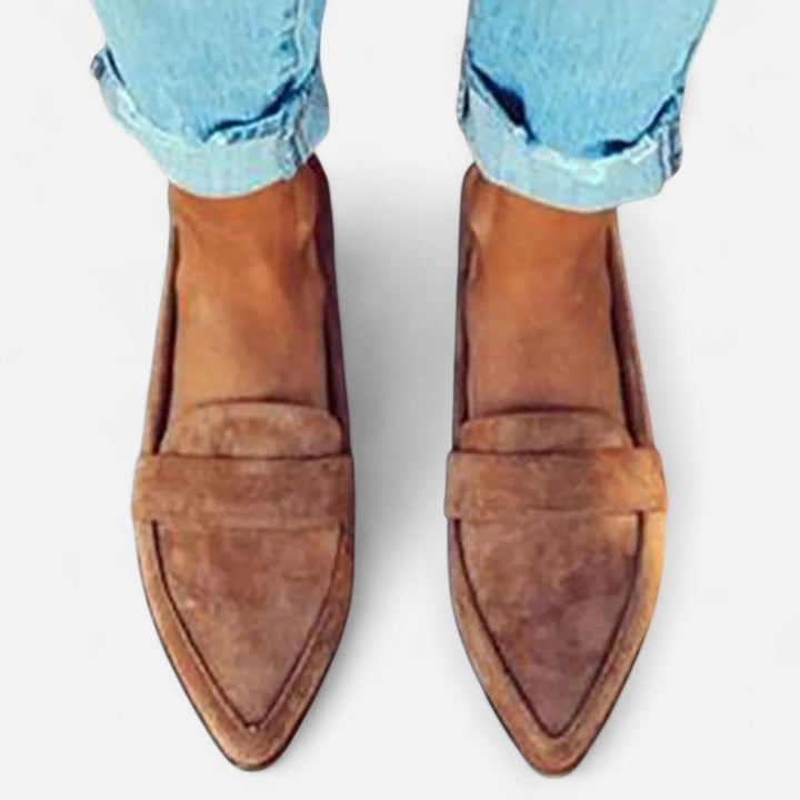 Charles Maison | Women’s Retro Pointed-Toe Loafers